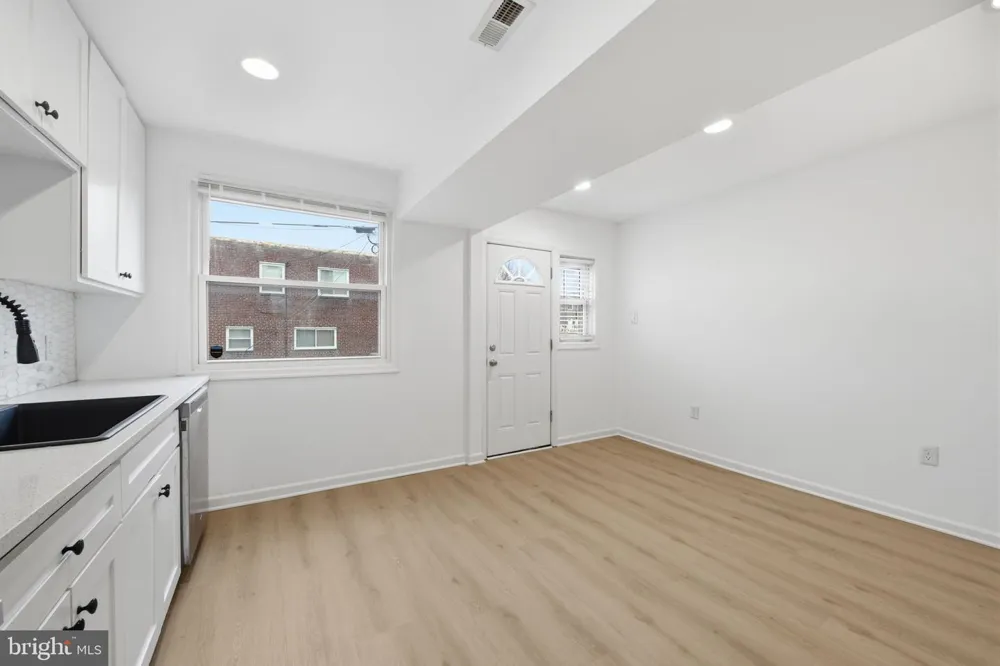 2242 16TH STREET NE Washington, DC 20018
