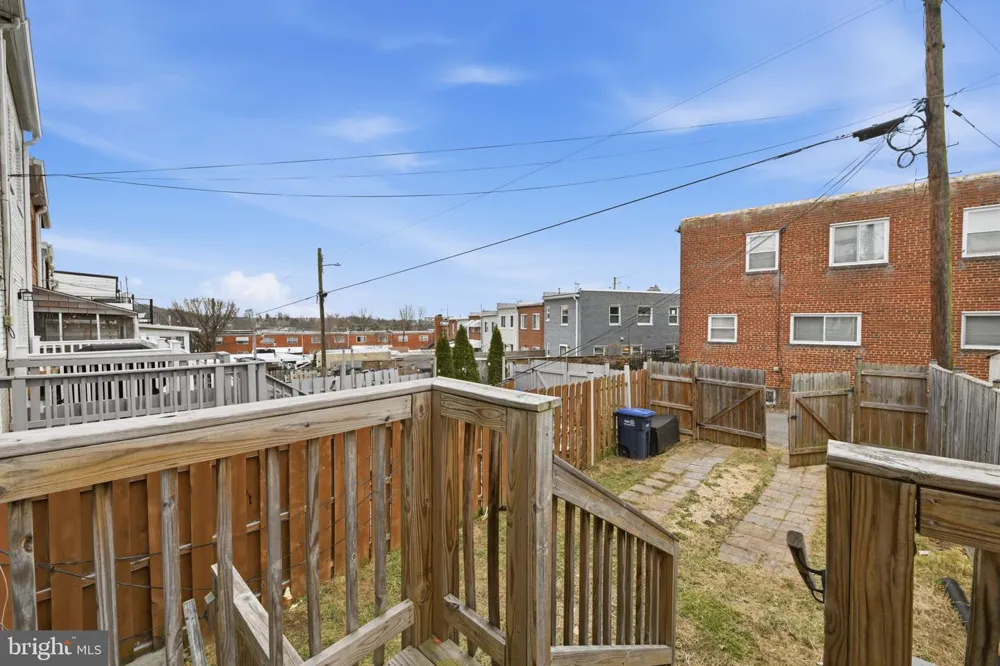 2242 16TH STREET NE Washington, DC 20018