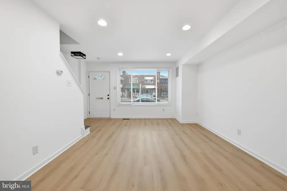 2242 16TH STREET NE Washington, DC 20018