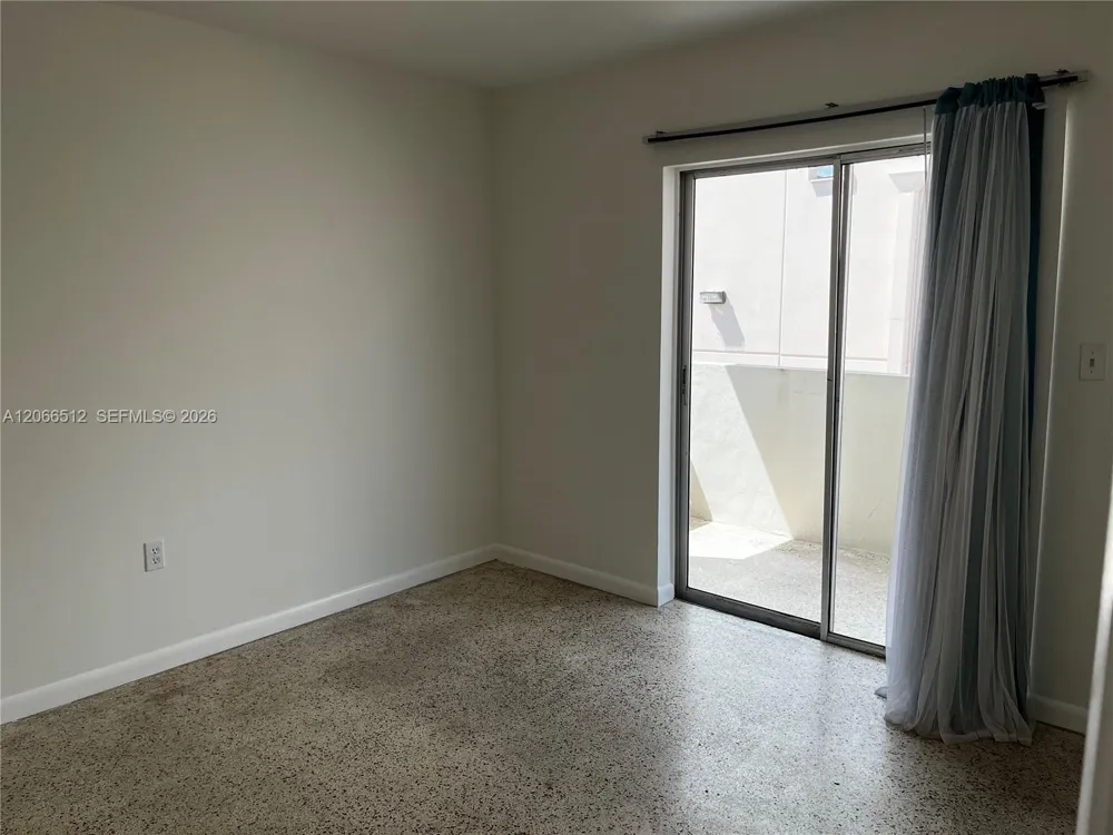 928 SW 30th Ave #3 Miami, FL 33135