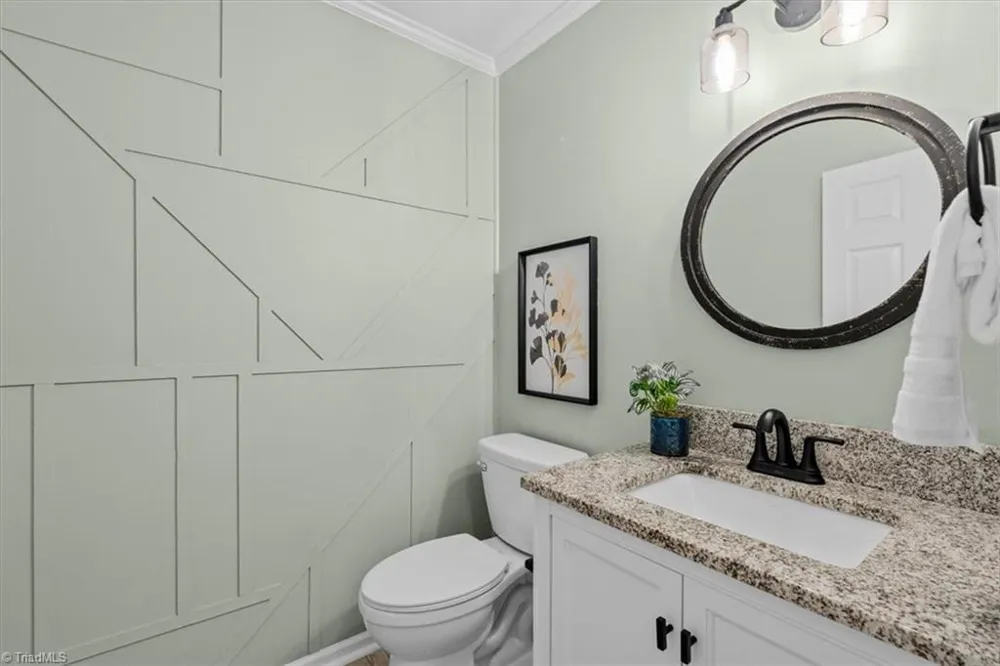 3201 Quail Run Drive High Point, NC 27265