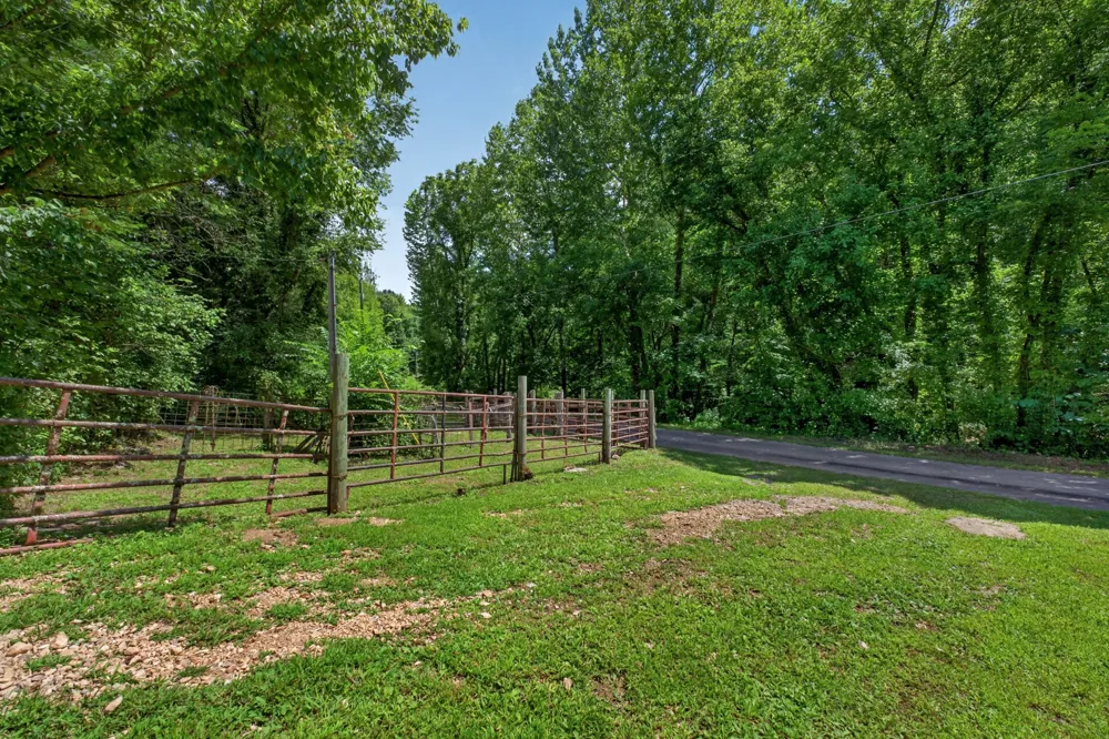 2949 Wilmouth Creek Rd Liberty, TN 37095