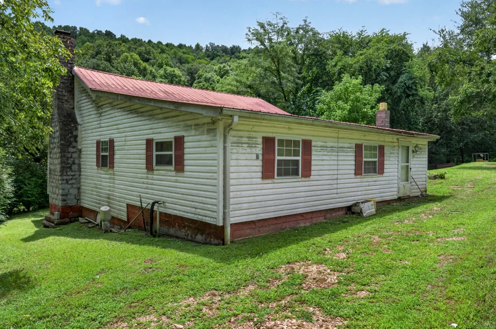 2949 Wilmouth Creek Rd Liberty, TN 37095