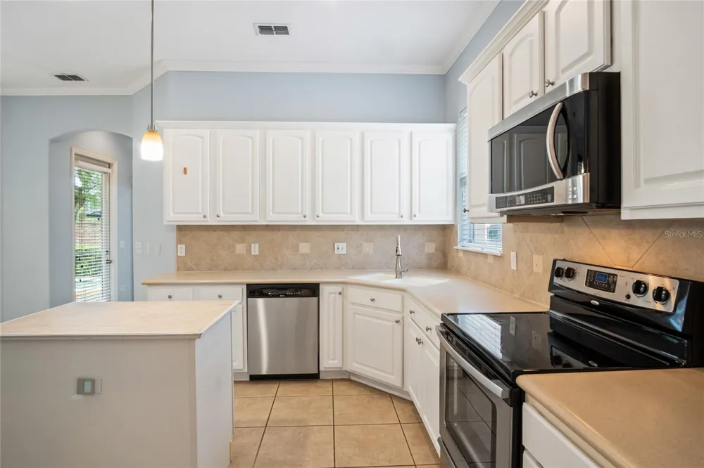 10734 WOODCHASE CIRCLE Orlando, FL 32836