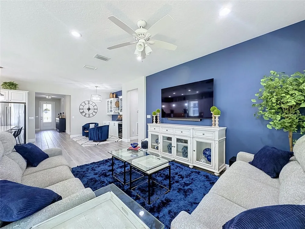 174 SILVER MAPLE ROAD Groveland, FL 34736