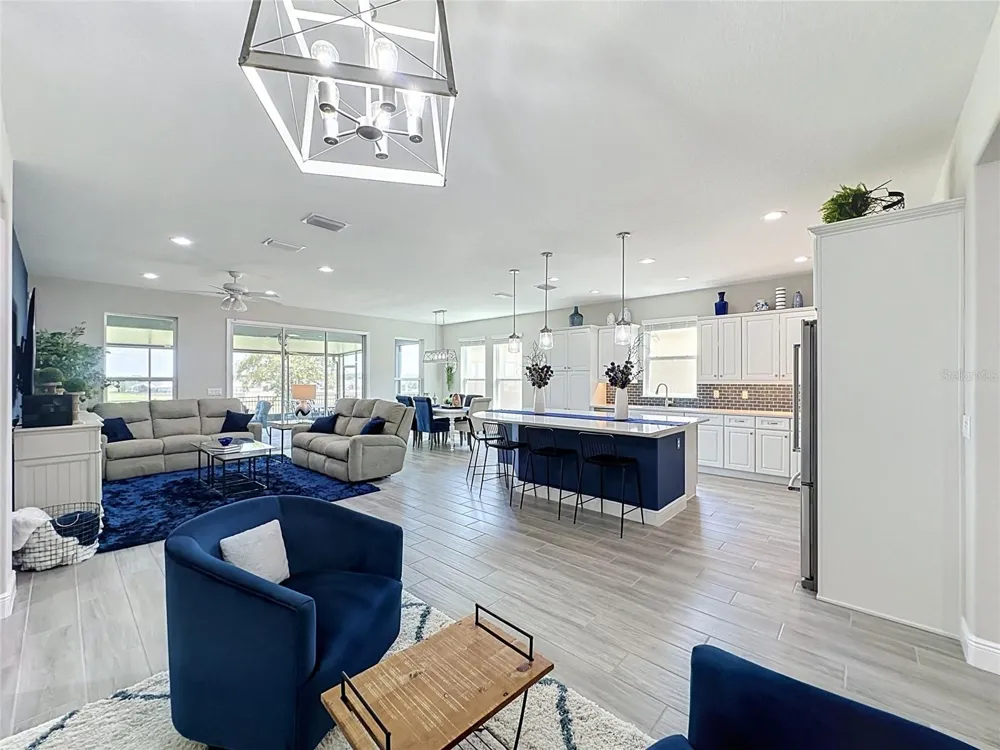 174 SILVER MAPLE ROAD Groveland, FL 34736