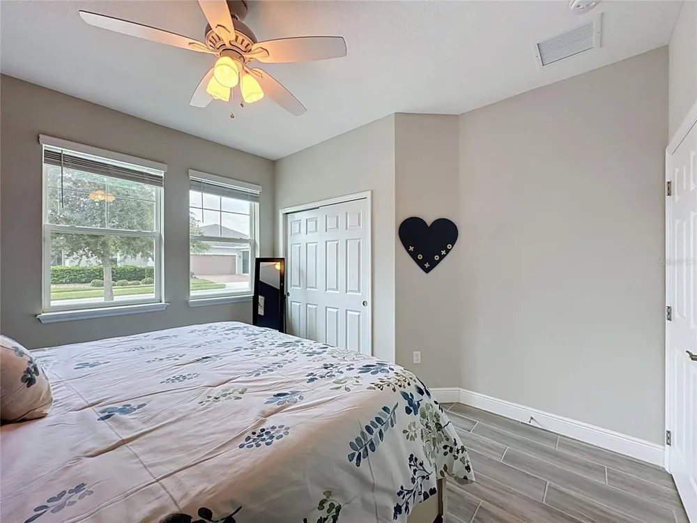 174 SILVER MAPLE ROAD Groveland, FL 34736
