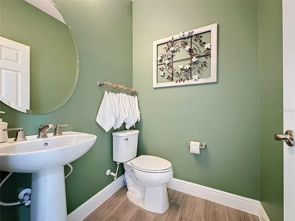 174 SILVER MAPLE ROAD Groveland, FL 34736