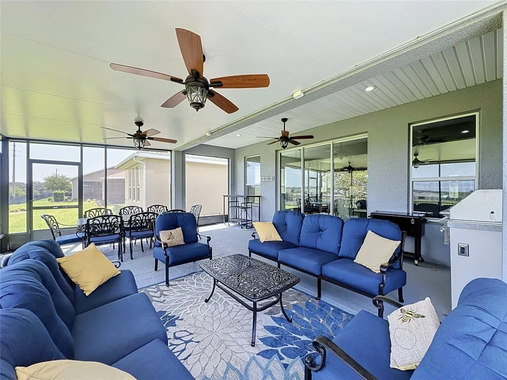 174 SILVER MAPLE ROAD Groveland, FL 34736