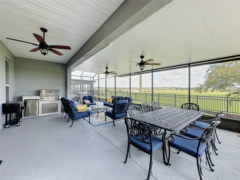 174 SILVER MAPLE ROAD Groveland, FL 34736