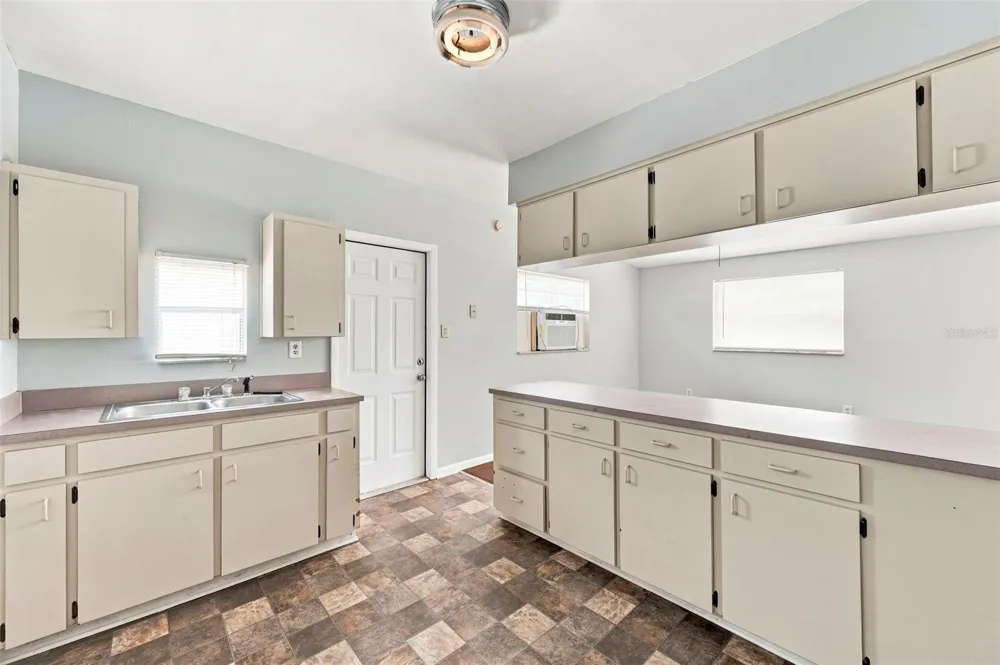 1655 FLORAL AVENUE Bartow, FL 33830