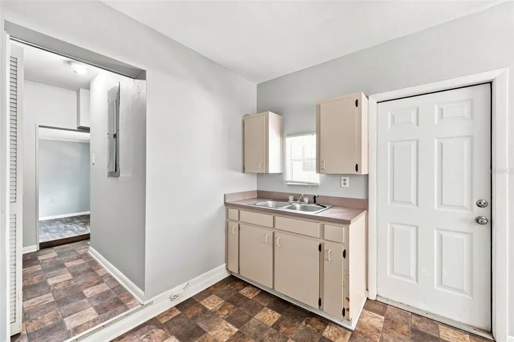1655 FLORAL AVENUE Bartow, FL 33830