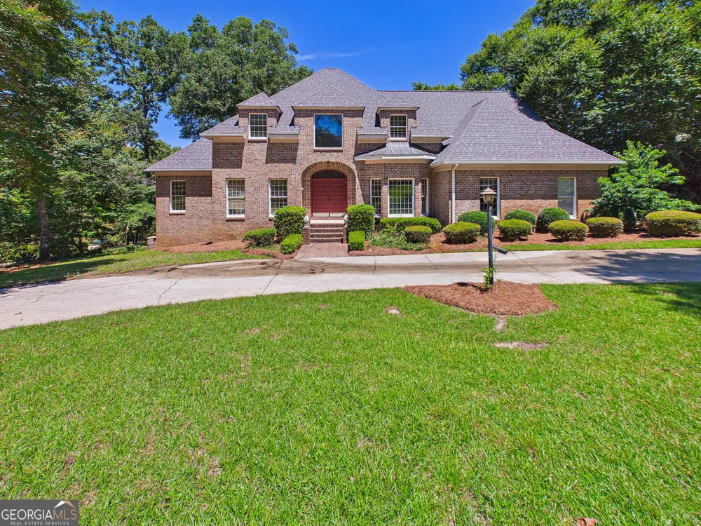 114 Holly DR Warner Robins, GA 31088