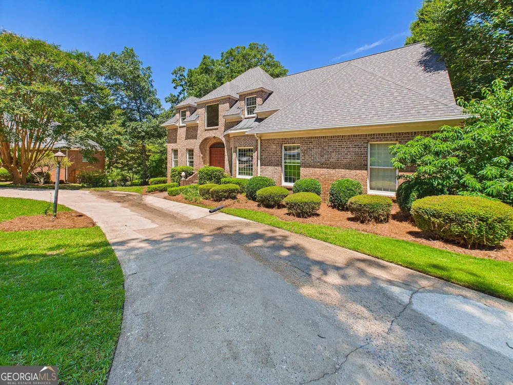 114 Holly DR Warner Robins, GA 31088