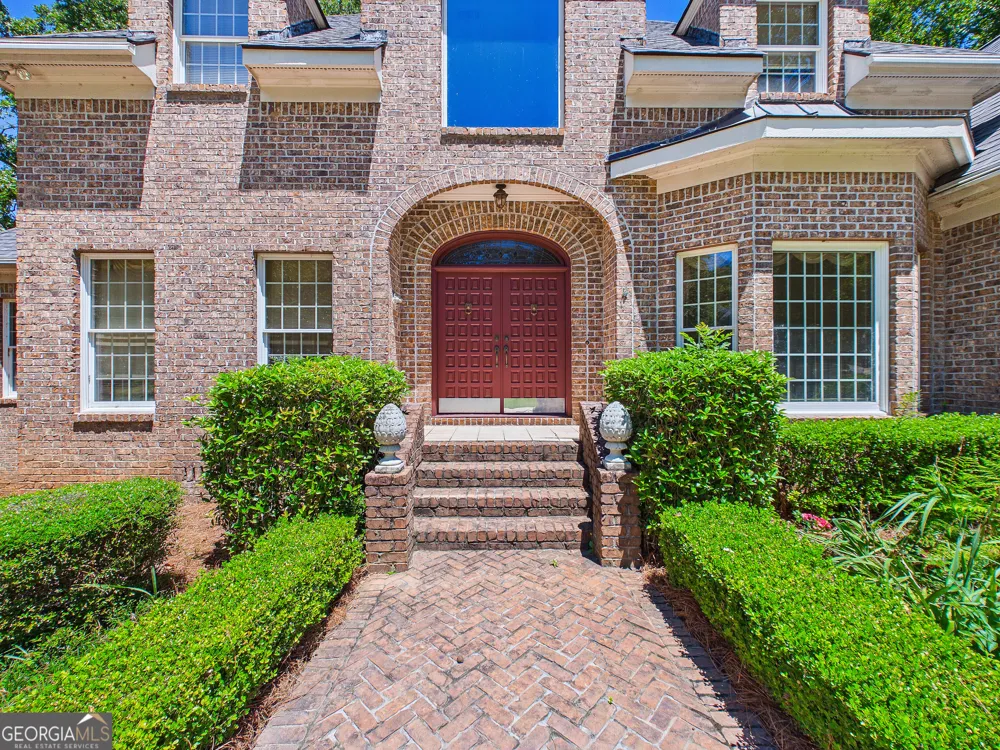 114 Holly DR Warner Robins, GA 31088
