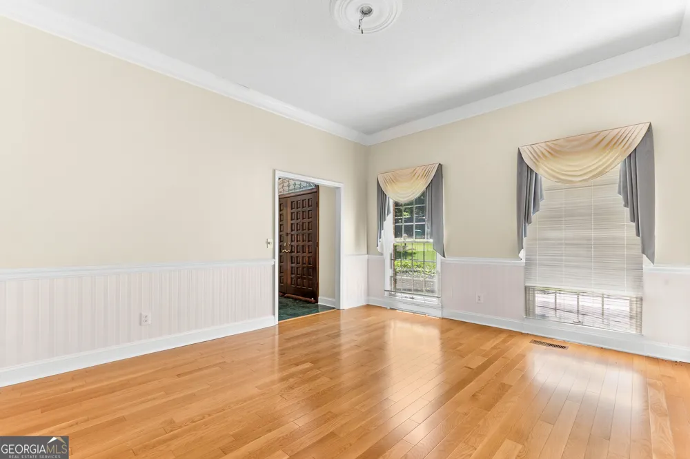 114 Holly DR Warner Robins, GA 31088