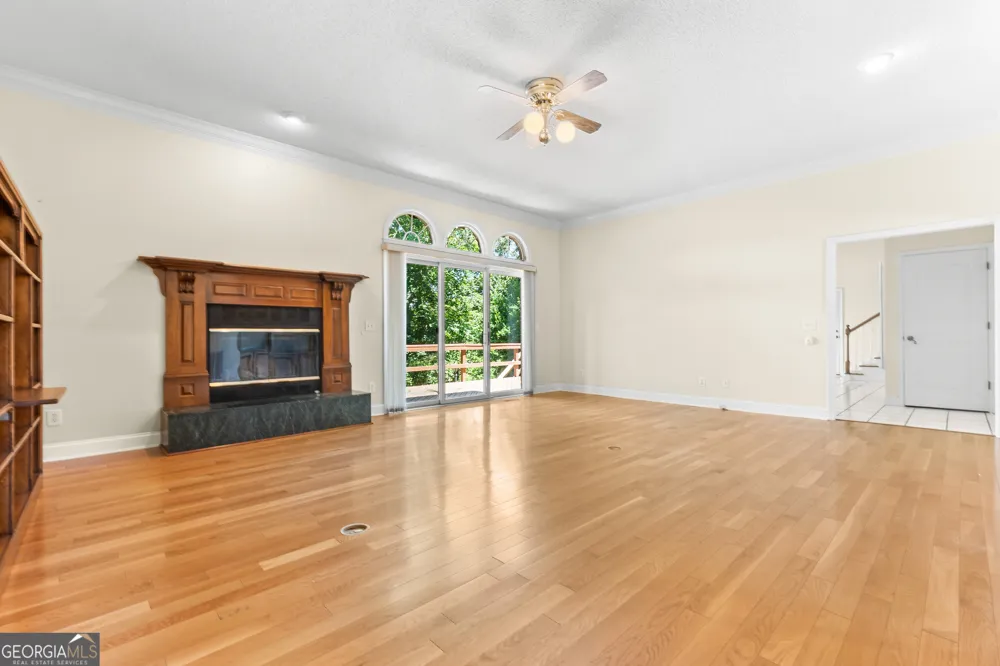114 Holly DR Warner Robins, GA 31088