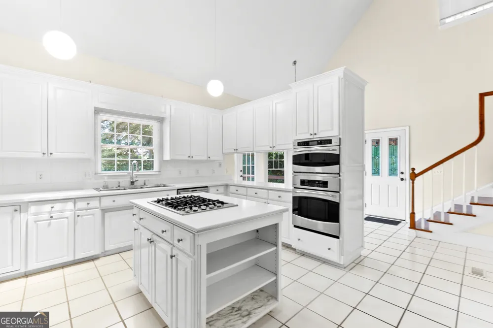 114 Holly DR Warner Robins, GA 31088