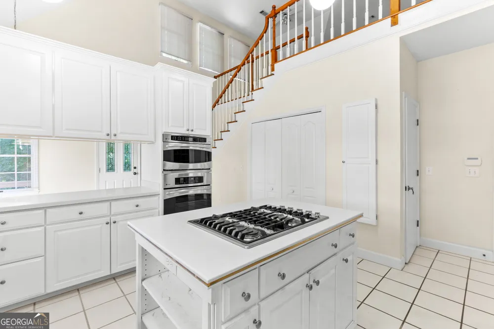 114 Holly DR Warner Robins, GA 31088