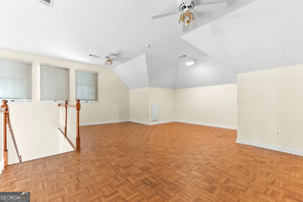 114 Holly DR Warner Robins, GA 31088