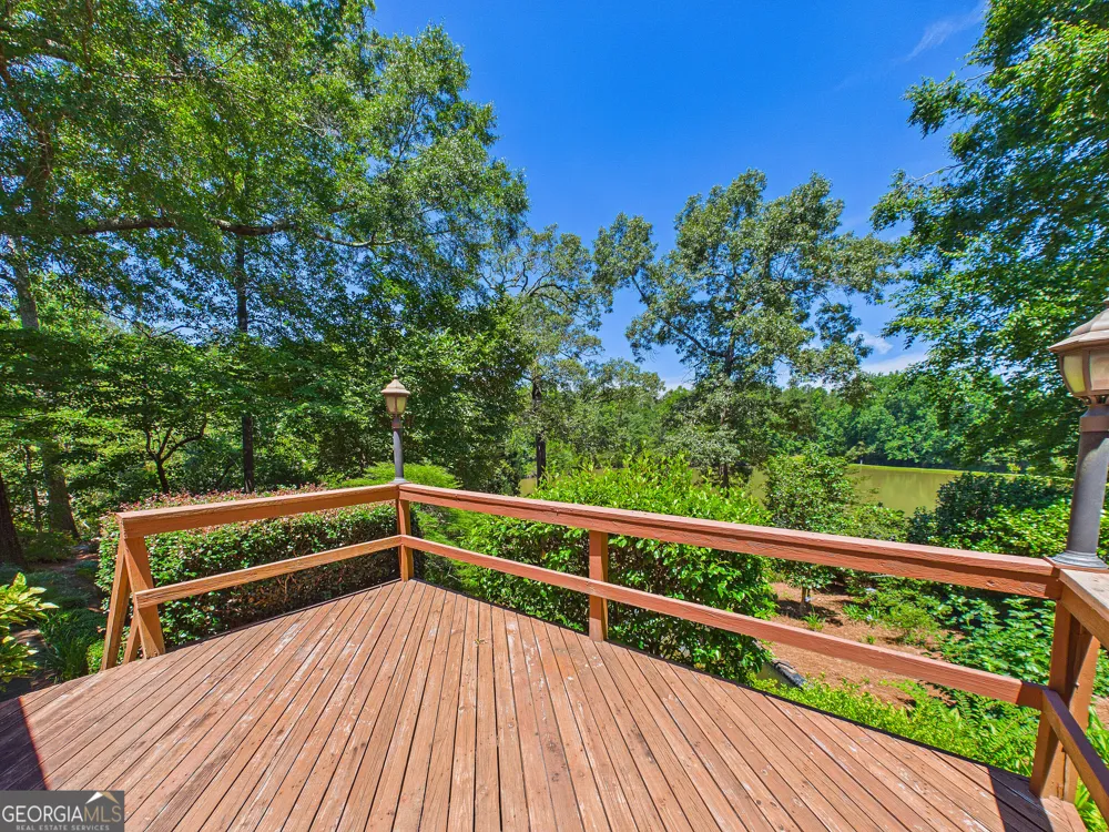 114 Holly DR Warner Robins, GA 31088