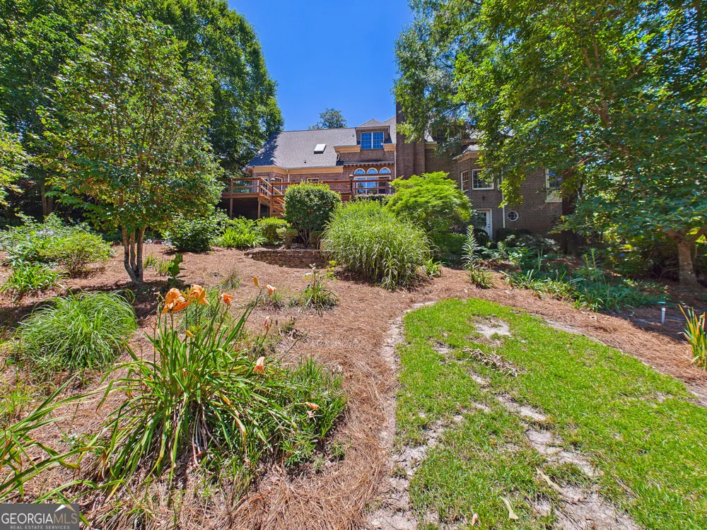 114 Holly DR Warner Robins, GA 31088