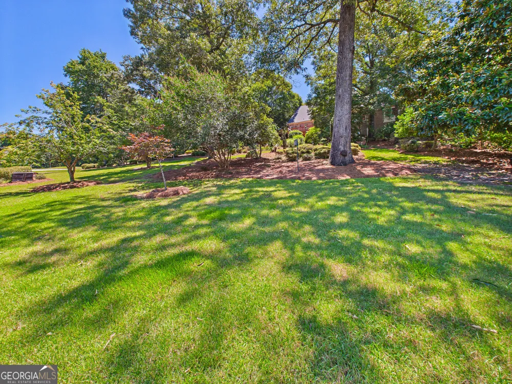 114 Holly DR Warner Robins, GA 31088