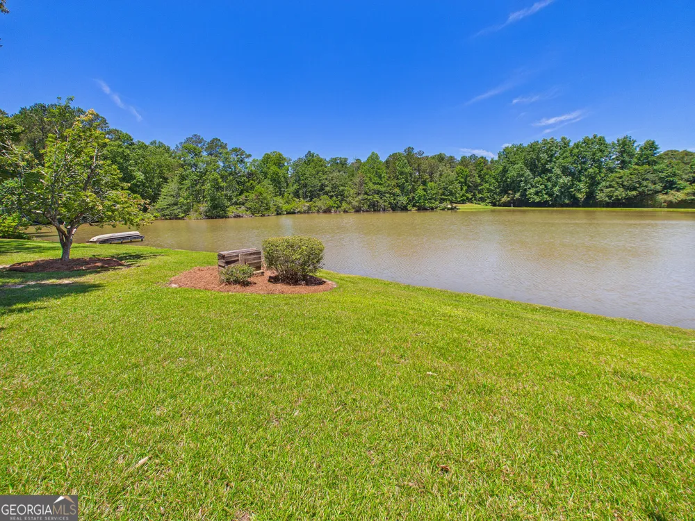 114 Holly DR Warner Robins, GA 31088