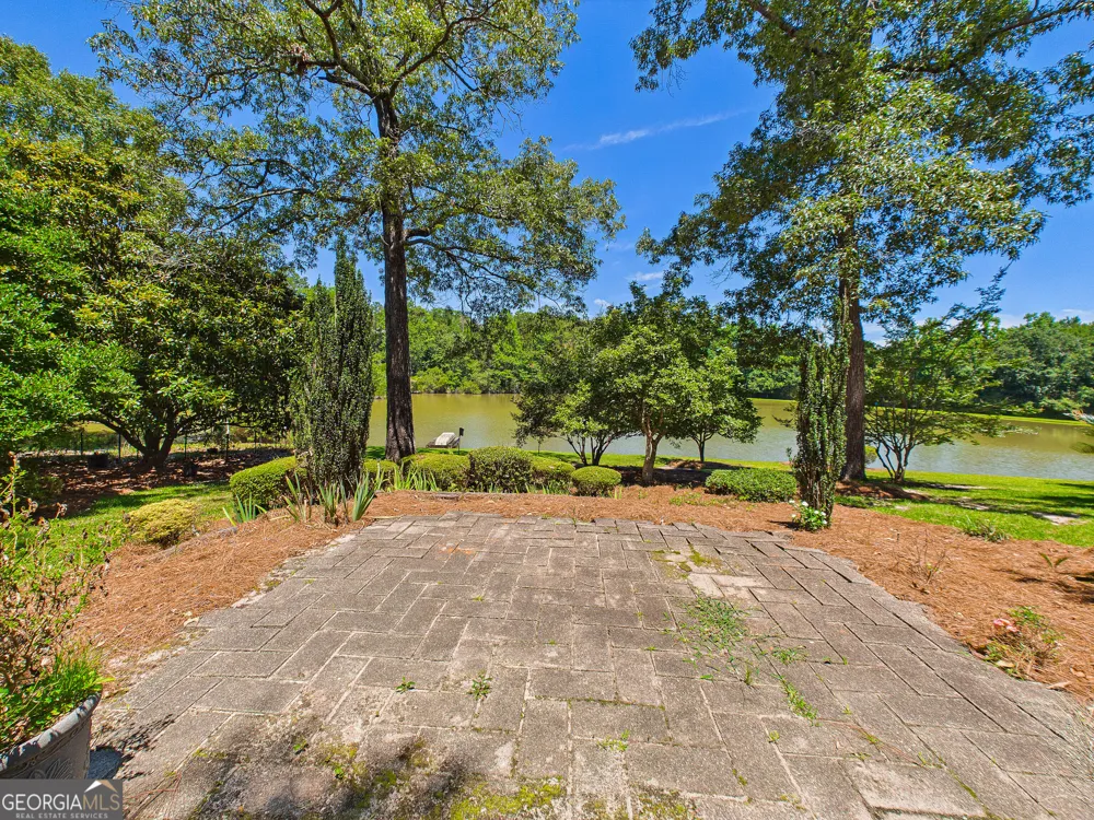 114 Holly DR Warner Robins, GA 31088