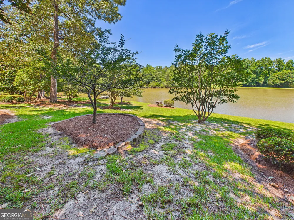 114 Holly DR Warner Robins, GA 31088