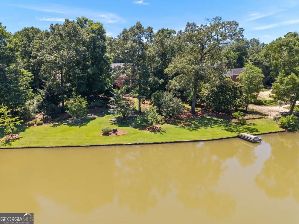 114 Holly DR Warner Robins, GA 31088