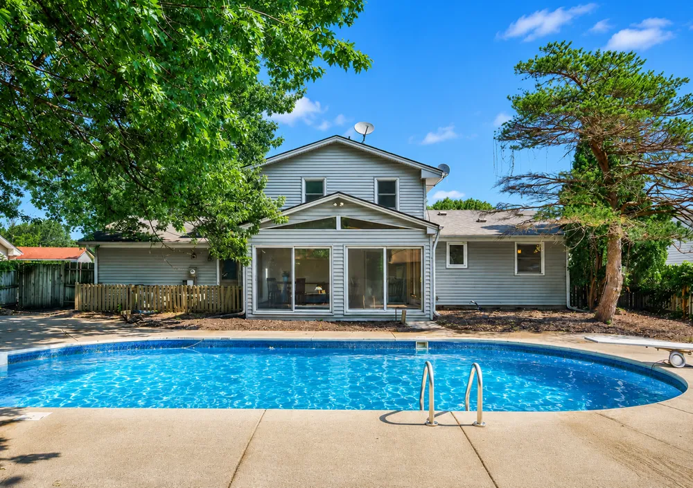 9225 Northwood Parkway New Hope, MN 55427