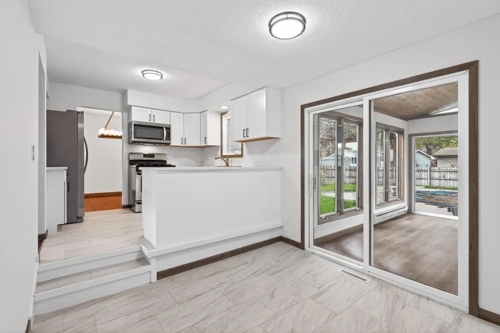 9225 Northwood Parkway New Hope, MN 55427