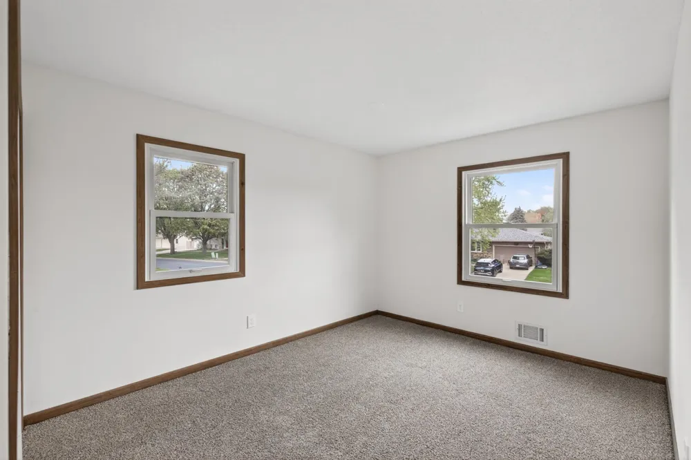 9225 Northwood Parkway New Hope, MN 55427