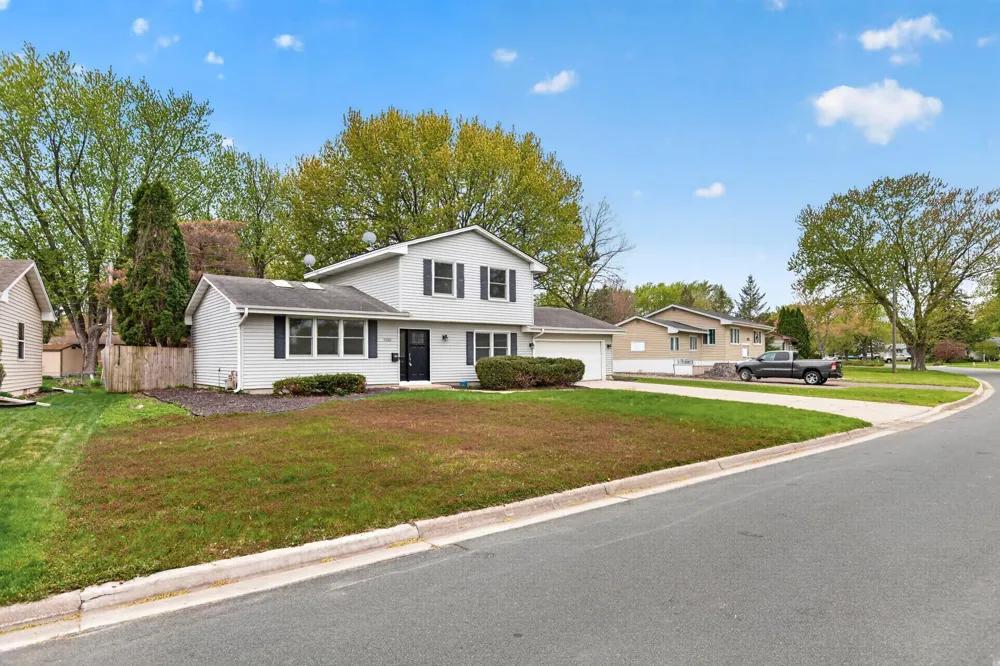 9225 Northwood Parkway New Hope, MN 55427
