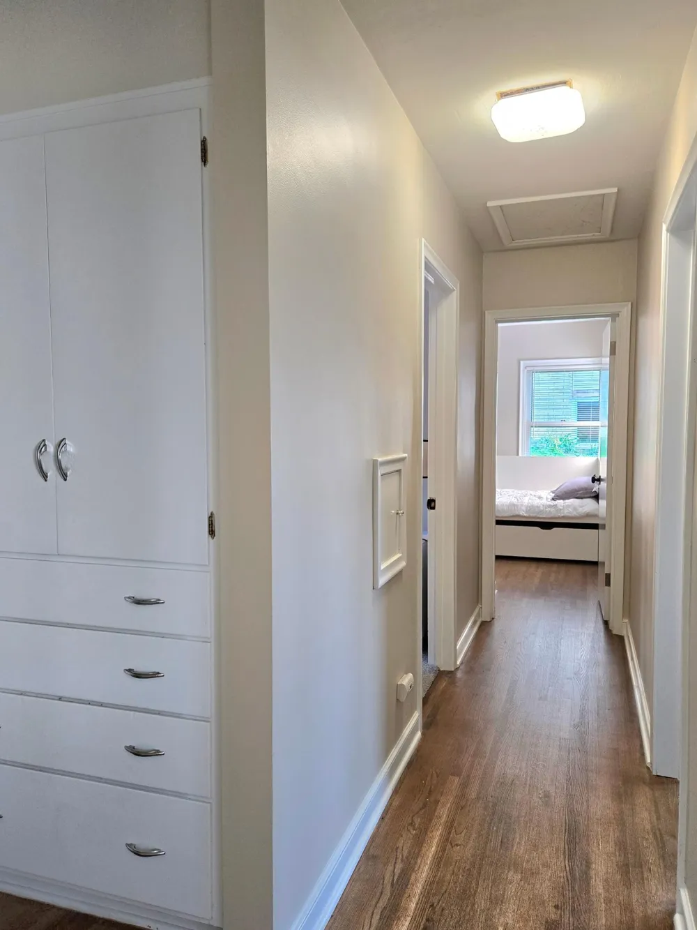 1736 E Shore Drive Maplewood, MN 55109