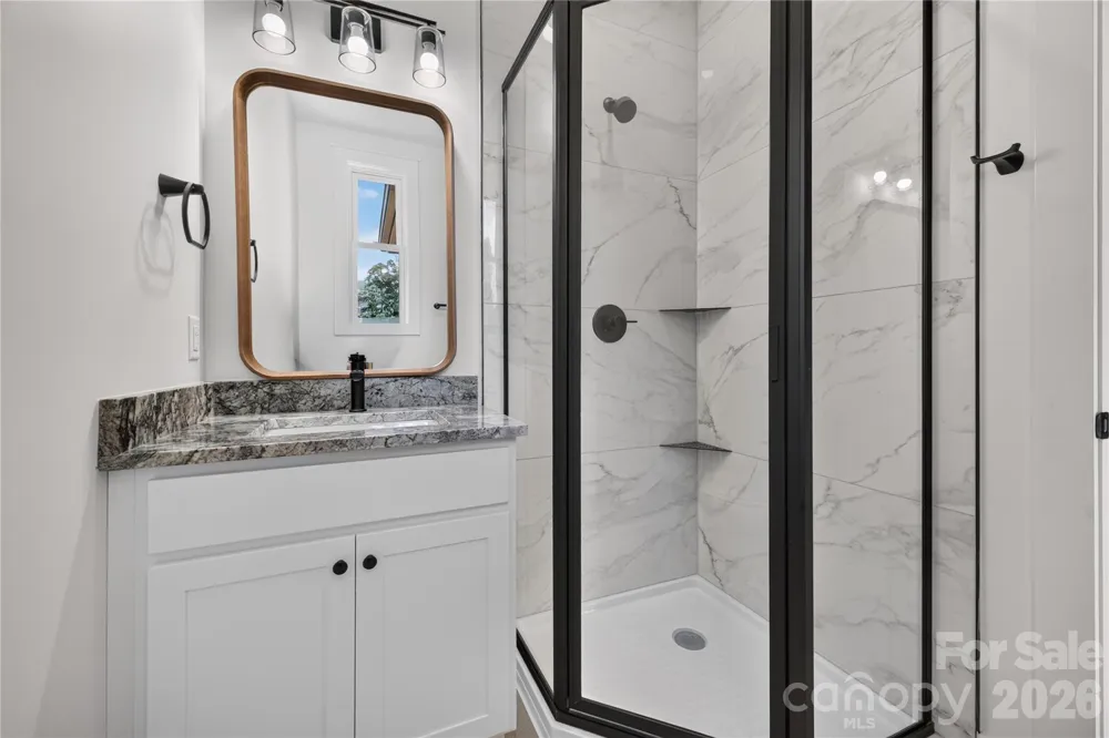 1013 Fassifern Court Hendersonville, NC 28791