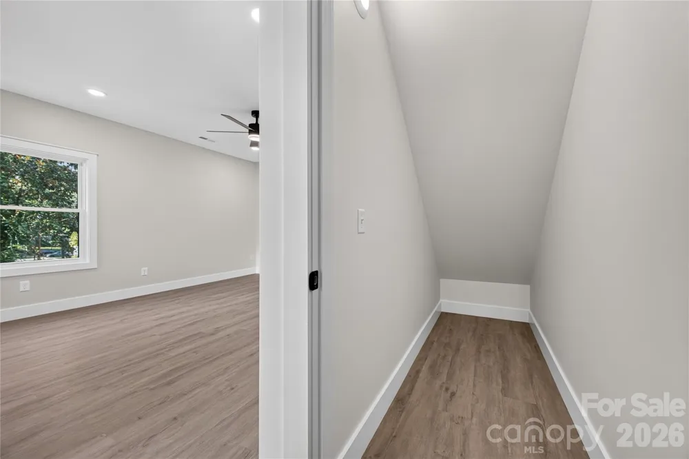 1013 Fassifern Court Hendersonville, NC 28791