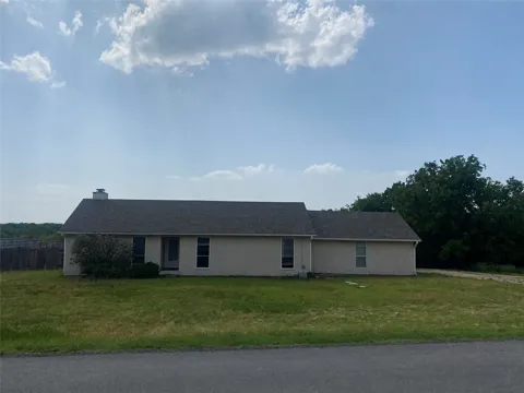 2110 Lariat Trail