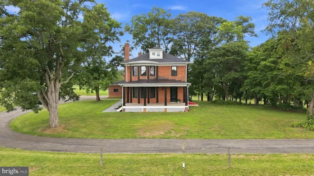 2122 JONES ROAD Winchester, VA 22602