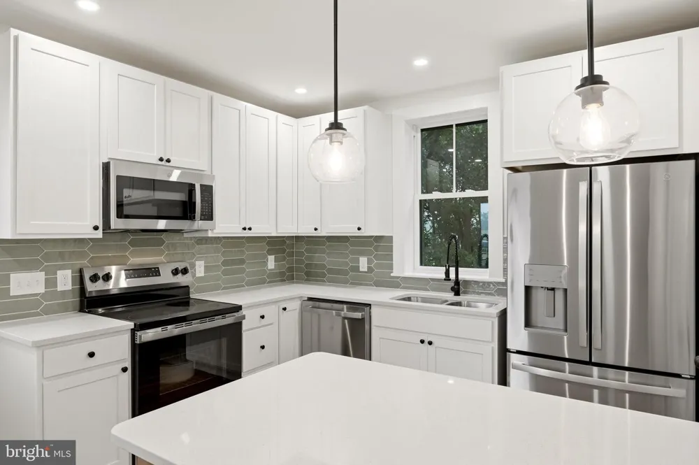 2122 JONES ROAD Winchester, VA 22602