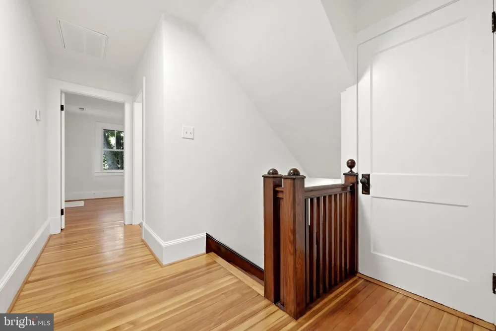 2122 JONES ROAD Winchester, VA 22602