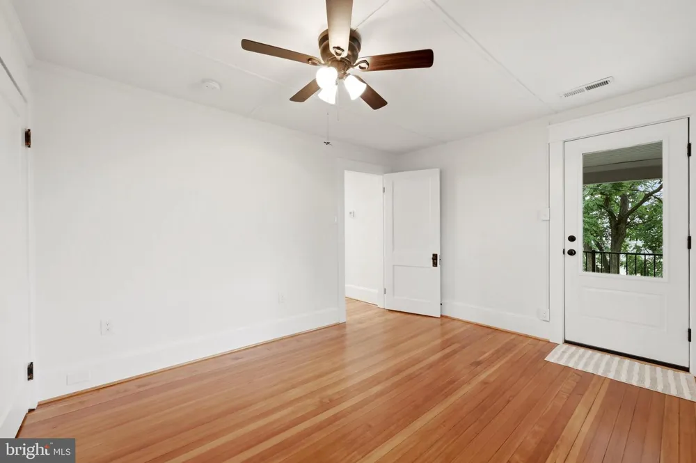 2122 JONES ROAD Winchester, VA 22602