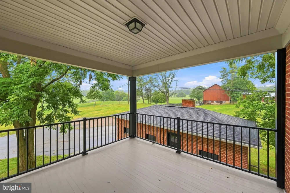 2122 JONES ROAD Winchester, VA 22602