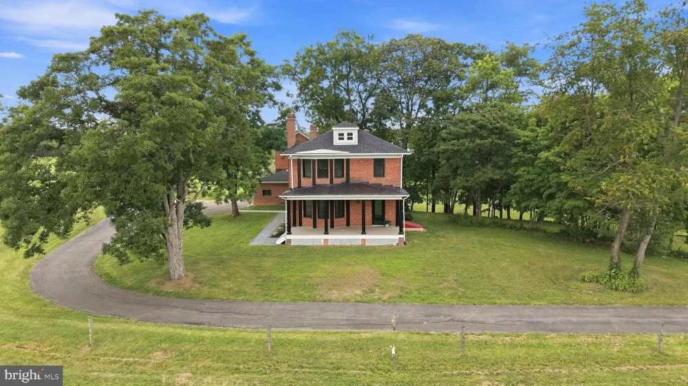 2122 JONES ROAD Winchester, VA 22602