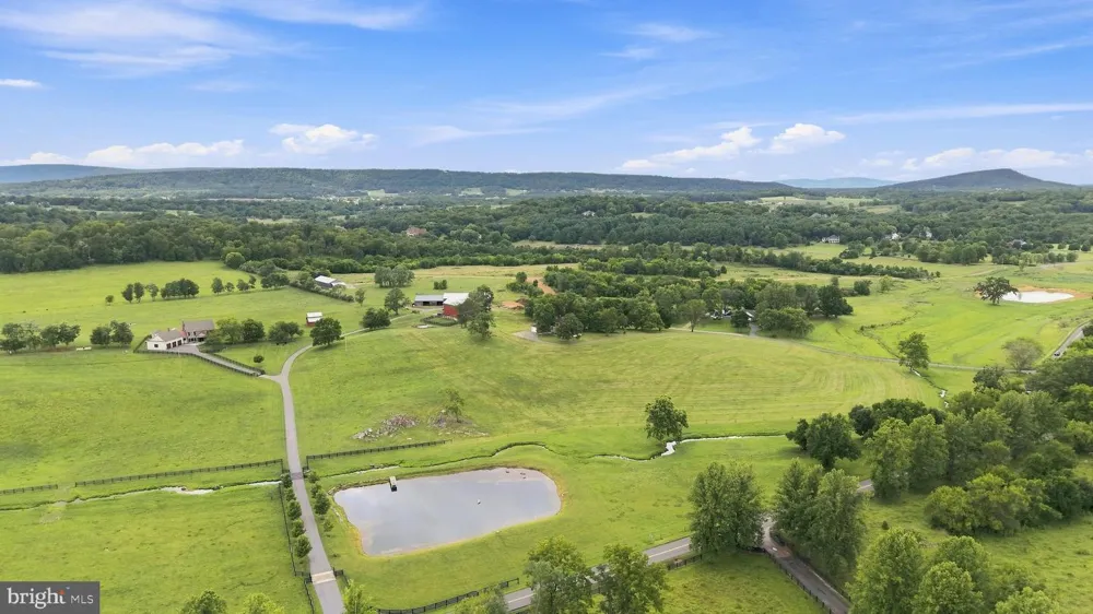 2122 JONES ROAD Winchester, VA 22602