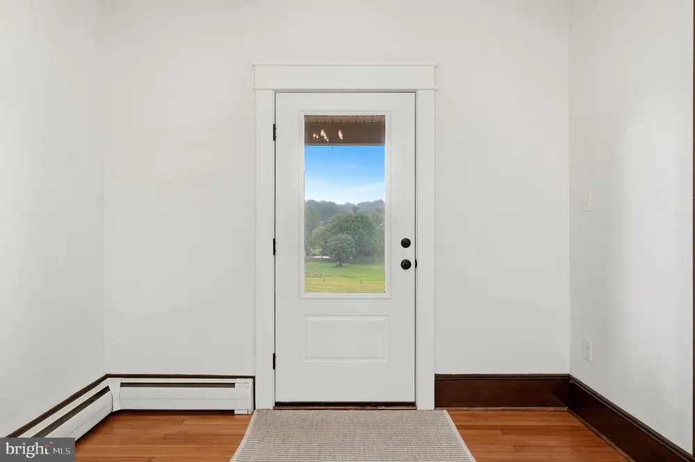 2122 JONES ROAD Winchester, VA 22602
