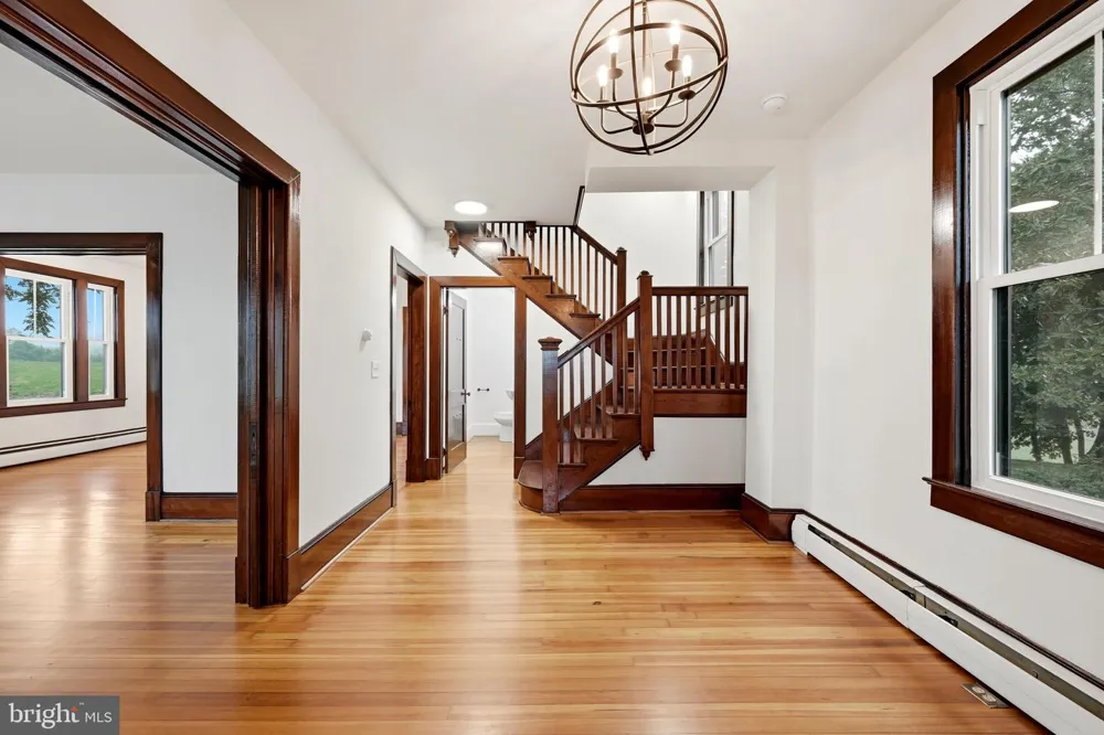 2122 JONES ROAD Winchester, VA 22602