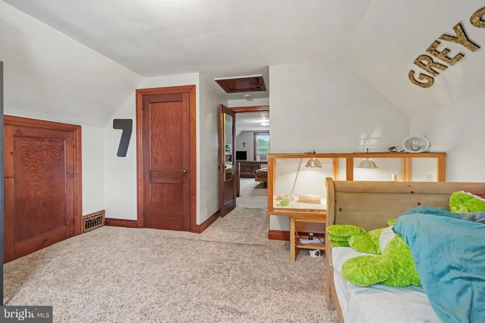 911 W CHERRY STREET Palmyra, PA 17078