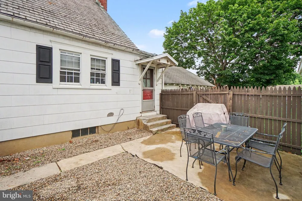 911 W CHERRY STREET Palmyra, PA 17078